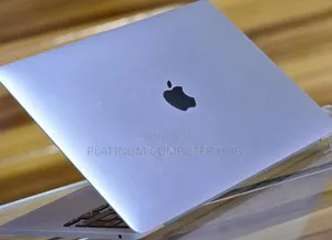 New Laptop Apple MacBook Pro 2022 M2 8GB Apple M2 SSD 256GB