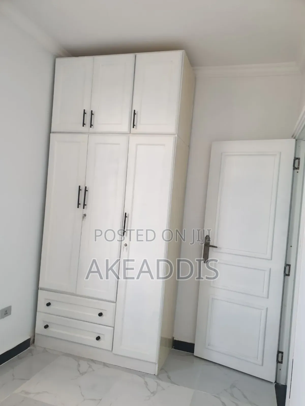 Furnished 2bdrm Apartment in Hose Realsetat, Bole for sale