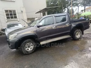 Toyota Hilux 2015 Black