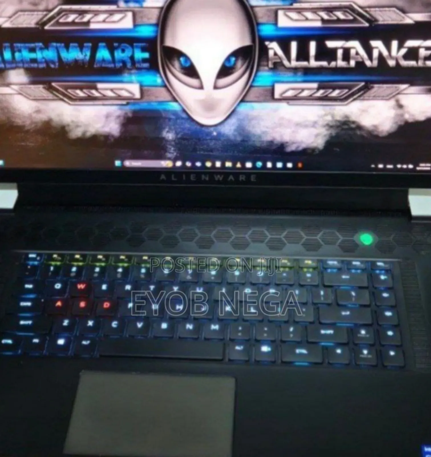 New Laptop Alienware M17x R2 16GB AMD Ryzen 7 SSD 512GB