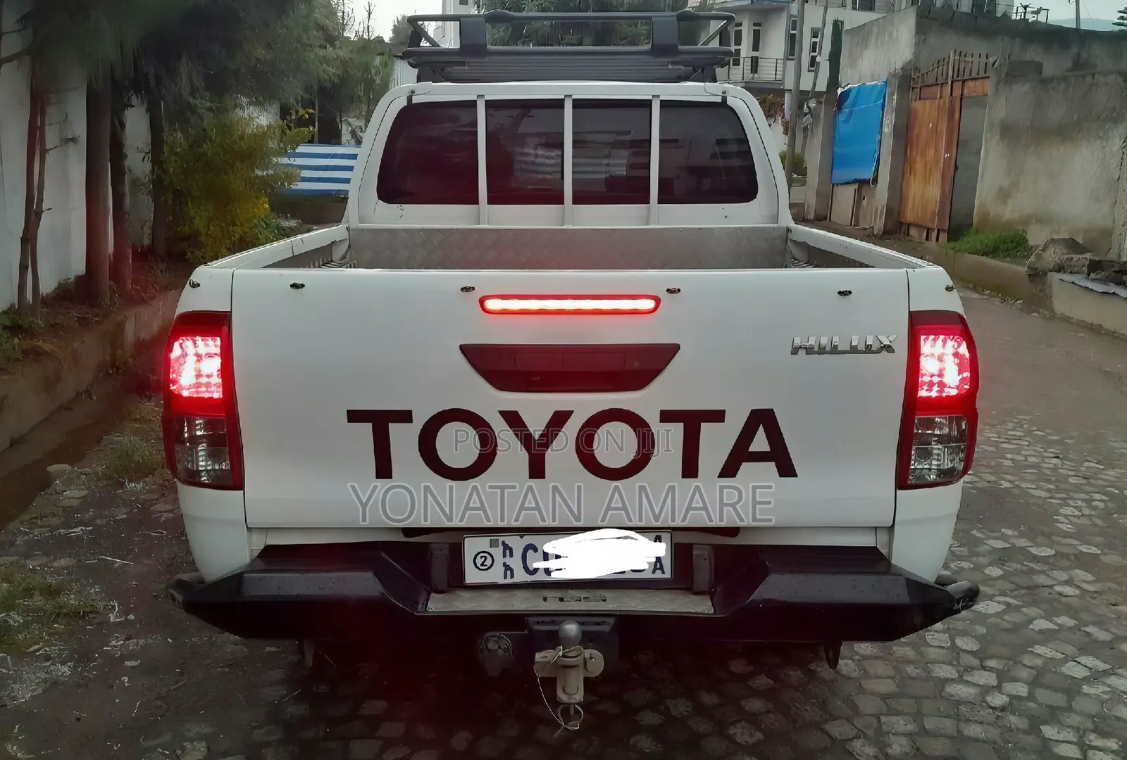 Toyota Hilux Revo Double Cab Deisel 2.4 AWD 2019 White