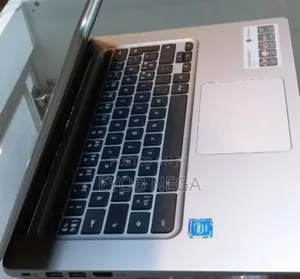 Photo - Laptop Acer 4GB Intel Celeron SSD 32GB