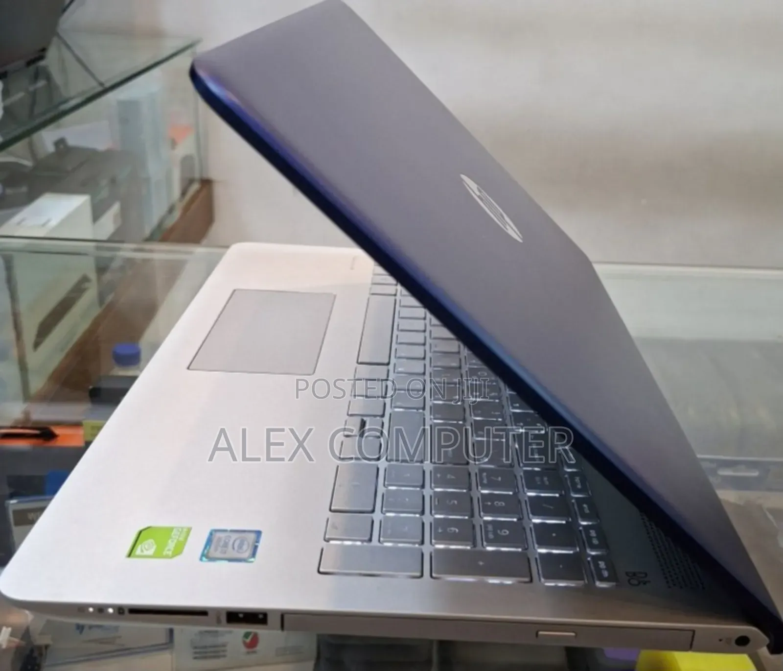 New Laptop HP Pavilion 15 8GB Intel Core I7 SSD 1T