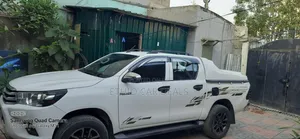 Toyota Hilux Revo Double Cab Deisel 2.8 AWD 2021 White