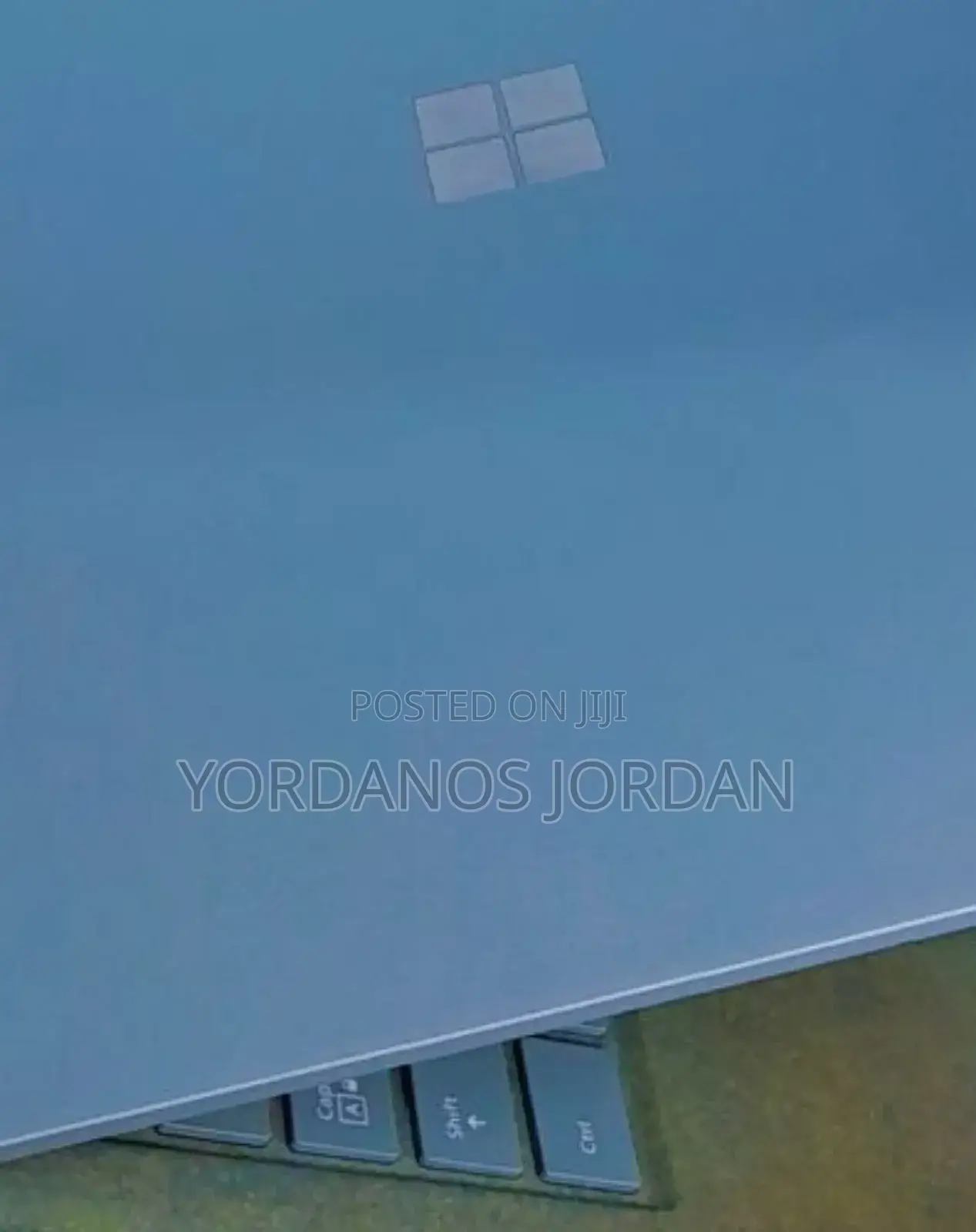 New Laptop Microsoft Surface Laptop 8GB Intel Core i5 SSD 256GB