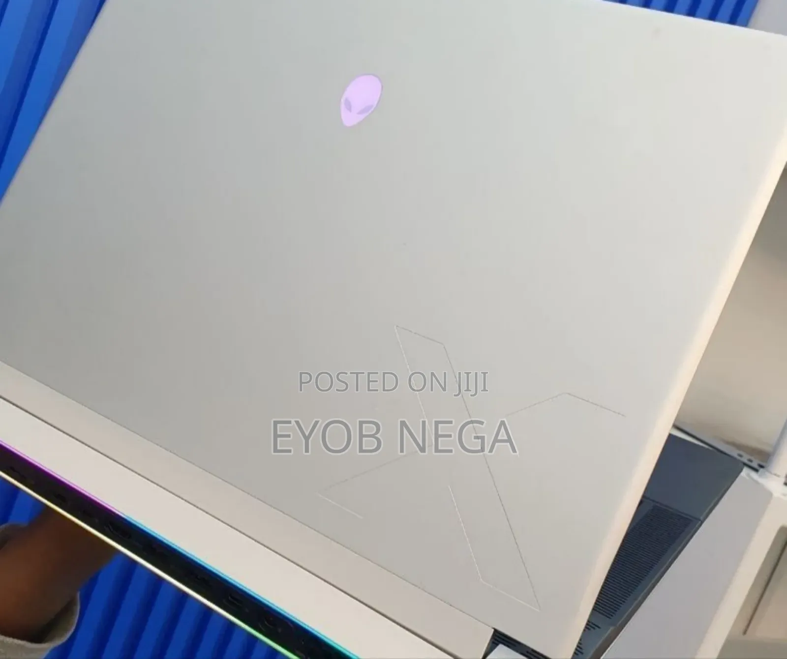 New Laptop Alienware M17x R2 32GB Intel Core Ultra 9 SSD 1T