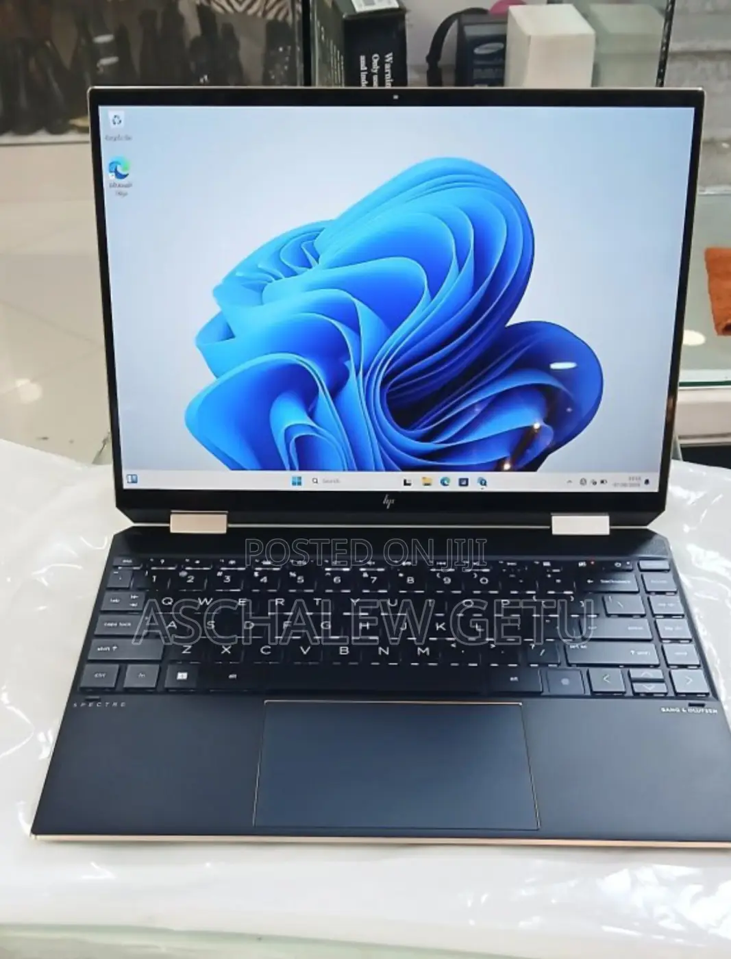 New Laptop HP Spectre 16GB Intel Core I7 SSD 1T