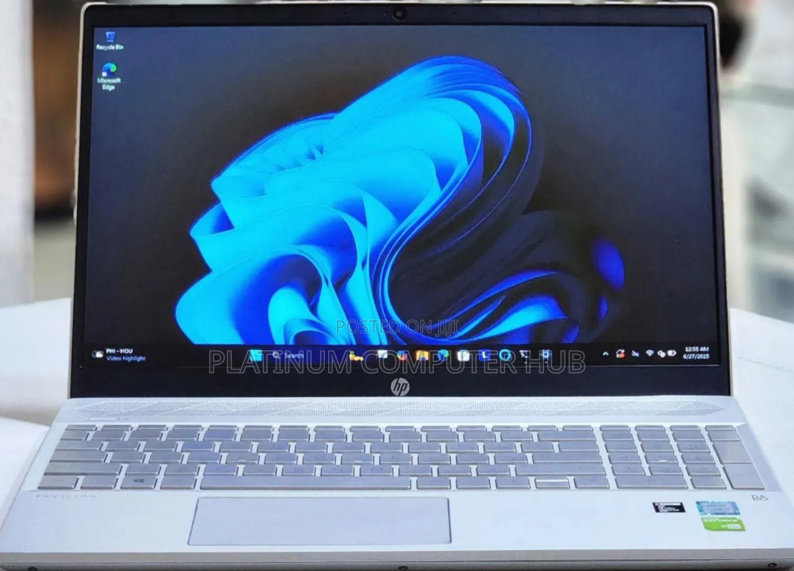 New Laptop HP Pavilion 15 8GB Intel Core I5 HDD+SSD 1.5T