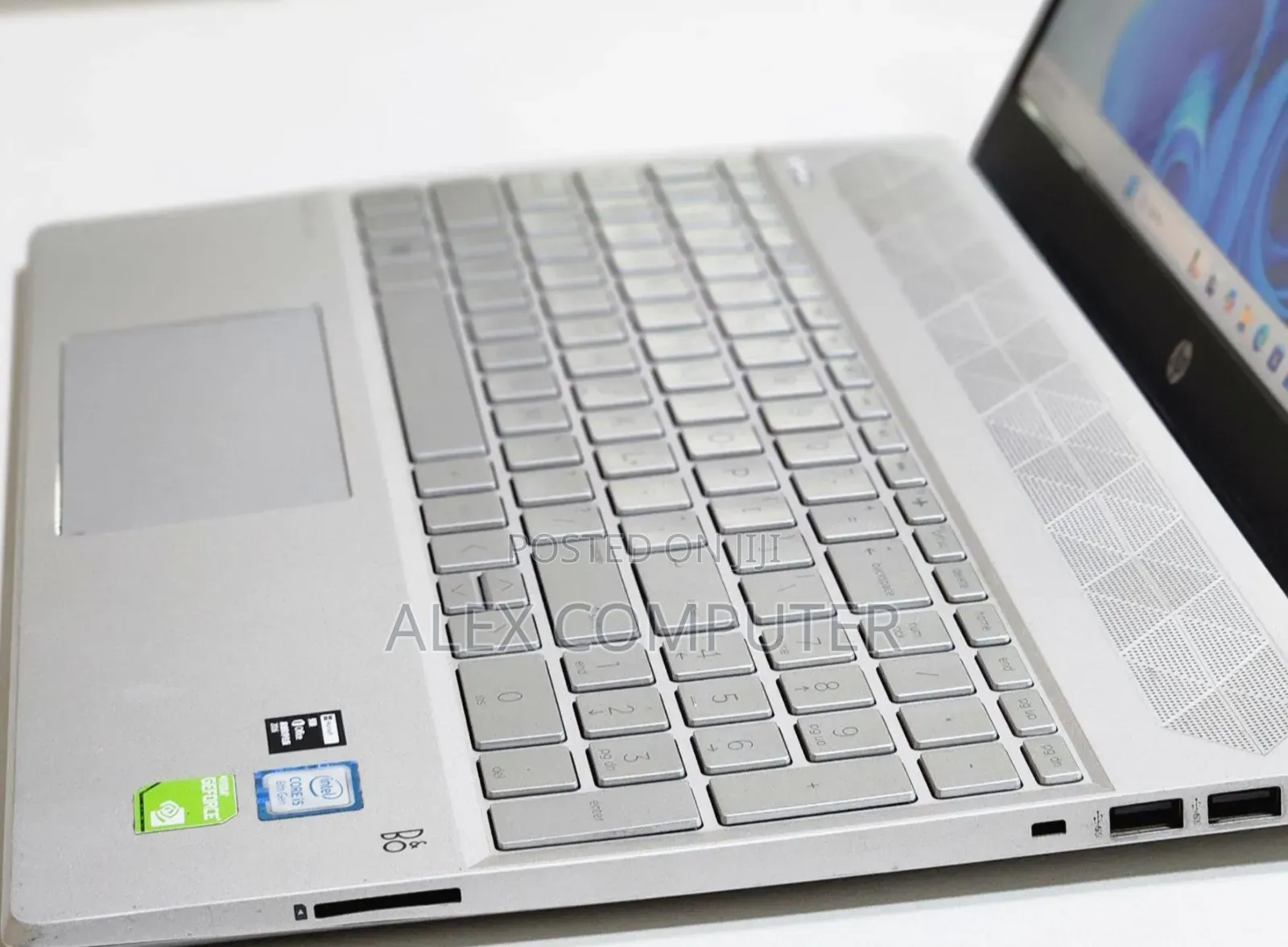 New Laptop HP Pavilion 15 8GB Intel Core I5 SSD 1T