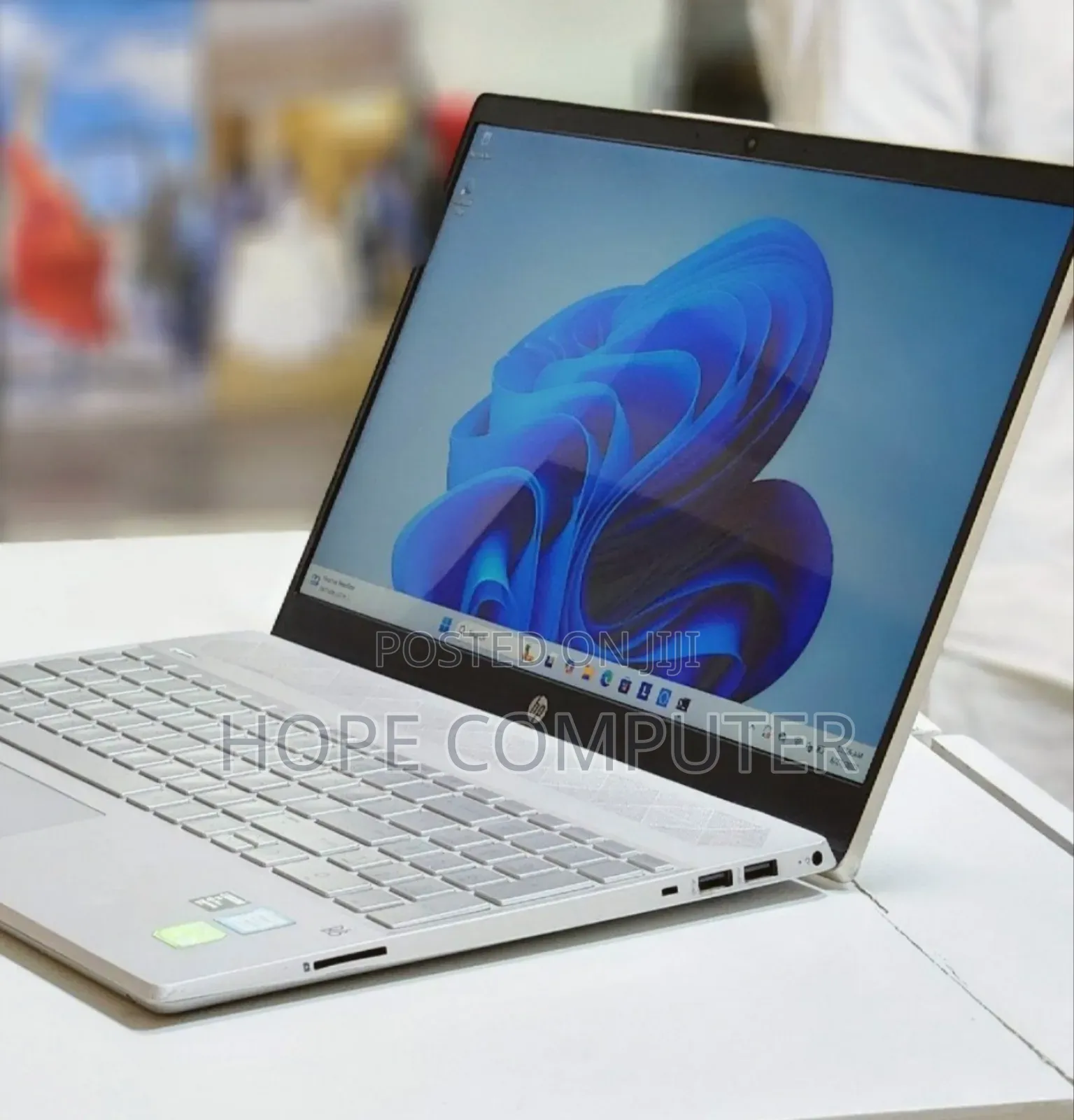 New Laptop HP Pavilion 15 8GB Intel Core I5 SSD 128GB