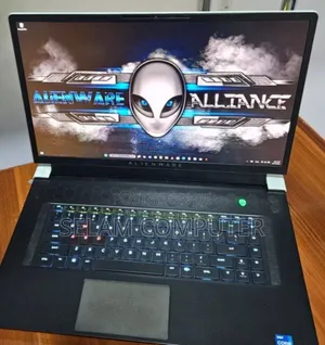 New Laptop Alienware Area-51m 16GB Intel Core I7 SSD 512GB