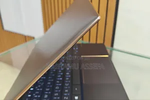 Photo - New Laptop HP Spectre 16GB Intel Core I7 SSD 1T