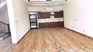 7bdrm House in Addis Abeba, Bole for sale