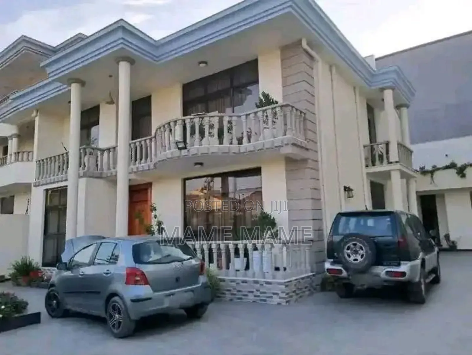 8bdrm House in Addis Abeba, Bole for sale