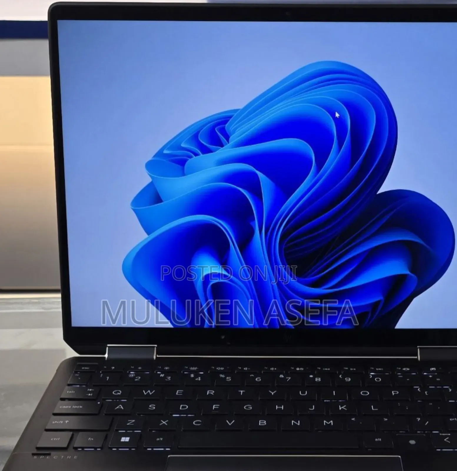 New Laptop HP Spectra 13 16GB Intel Core I7 SSD 1T