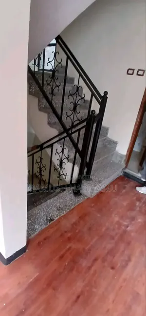 Furnished 4bdrm House in አዲስ አበባ, Nifas Silk-Lafto for sale