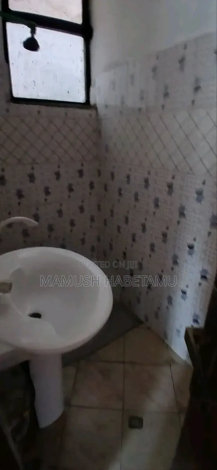 Furnished 4bdrm House in አዲስ አበባ, Nifas Silk-Lafto for sale