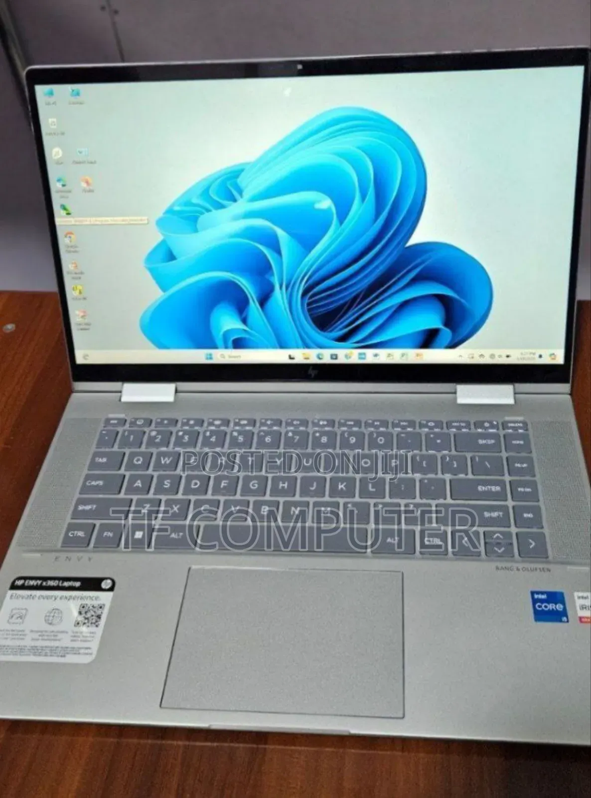 New Laptop HP Envy X360 8GB Intel Core I5 SSD 512GB