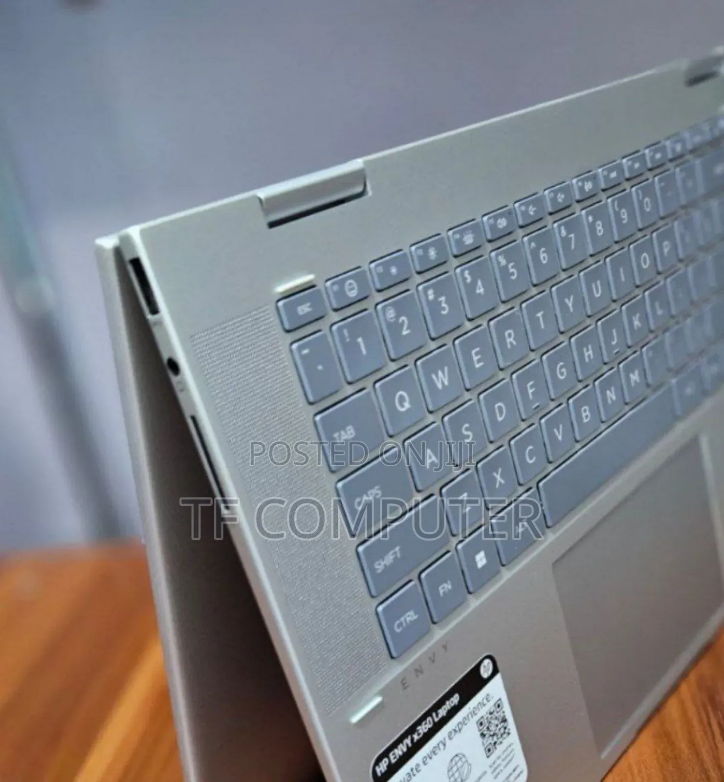 New Laptop HP Envy X360 8GB Intel Core I5 SSD 512GB