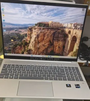 New Laptop HP Pavilion 15 16GB Intel Core I7 SSD 1T