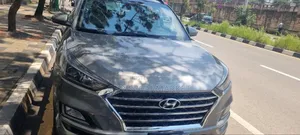 Photo - Hyundai Tucson Limited FWD 2020 Gray