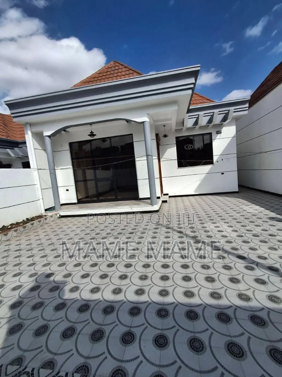 5bdrm Villa in Addis Abeba, Bole for sale