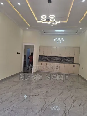 5bdrm House in Addis Abeba, Bole for sale