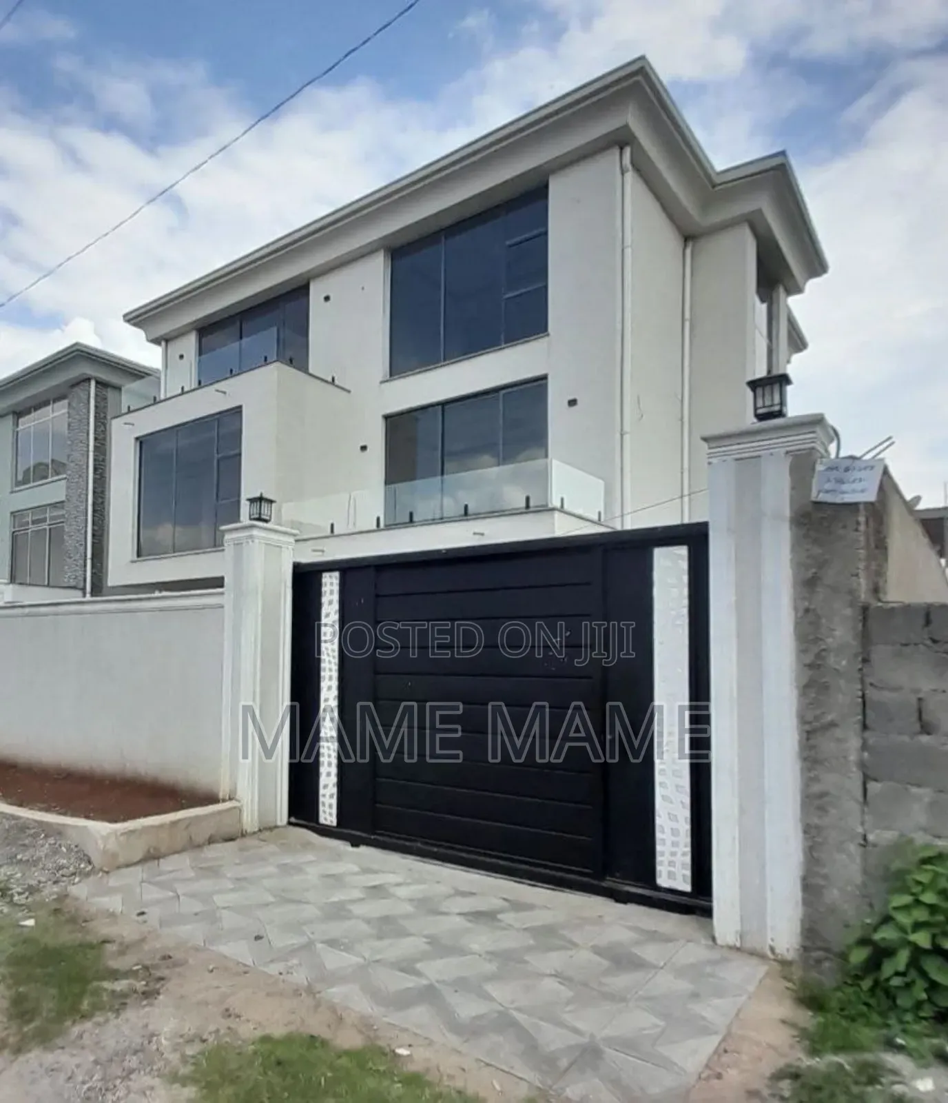 9bdrm House in Addis Abeba, Bole for sale