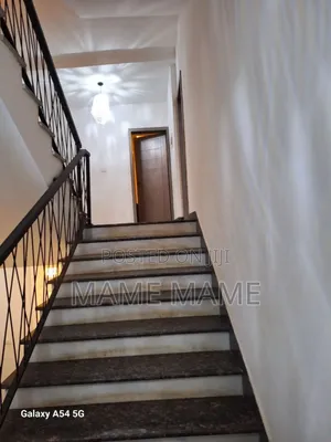 9bdrm House in Addis Abeba, Bole for sale