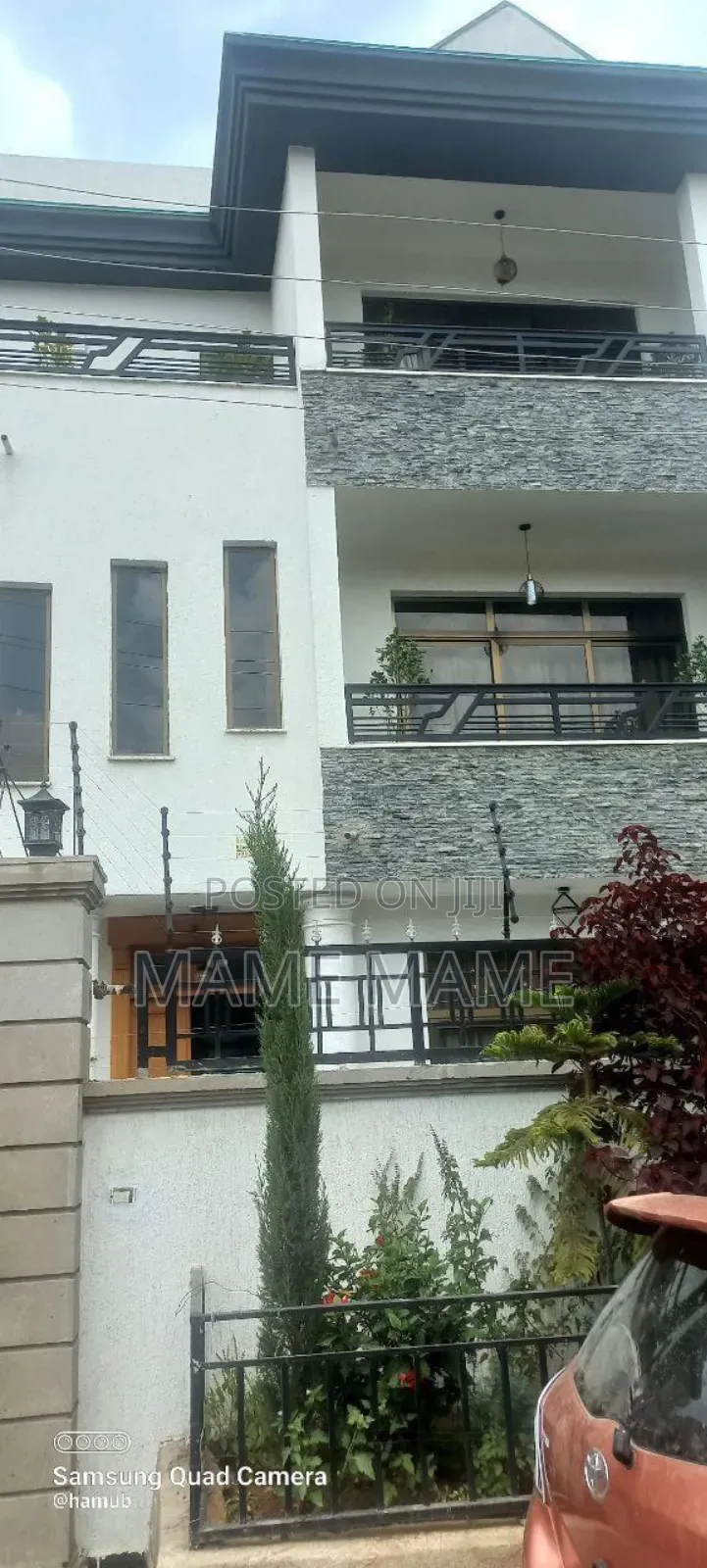 5bdrm House in Addis Abeba, Bole for sale