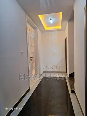 6bdrm House in Addis Abeba, Bole for sale