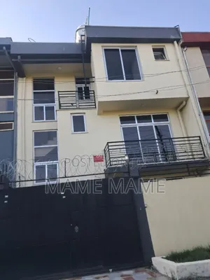 5bdrm House in Addis Abeba, Bole for sale