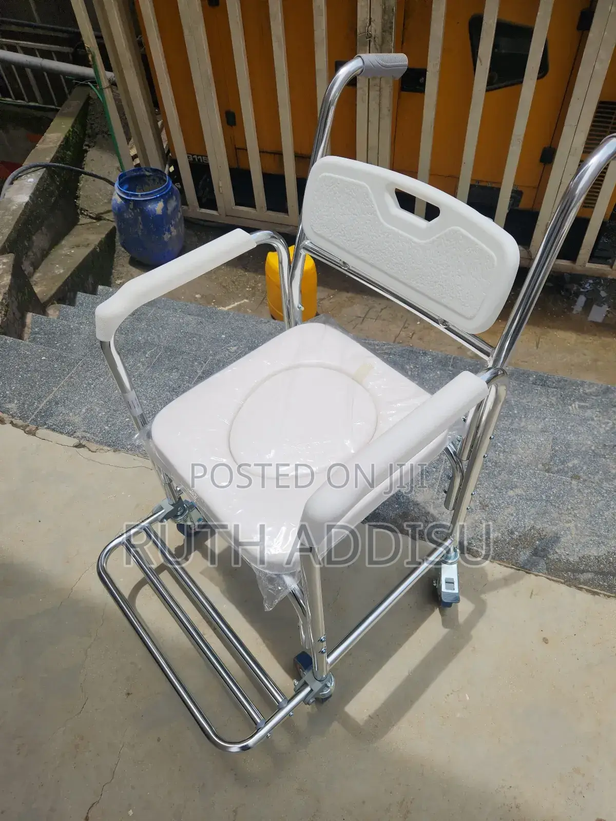 Commode Wheelchair篇目removable Popo Commode Wheelchair New