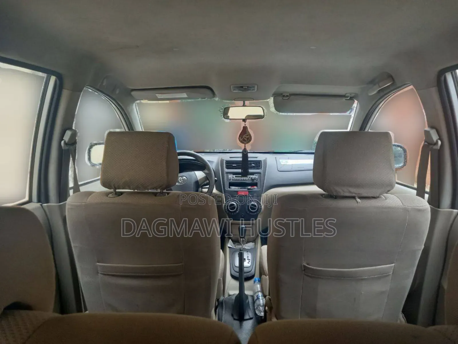 Toyota Avanza 2015 Silver