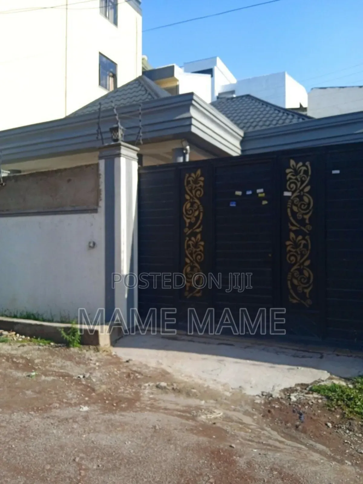 5bdrm Villa in Addis Abeba, Bole for sale