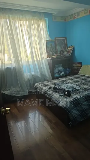 5bdrm Villa in Addis Abeba, Bole for sale