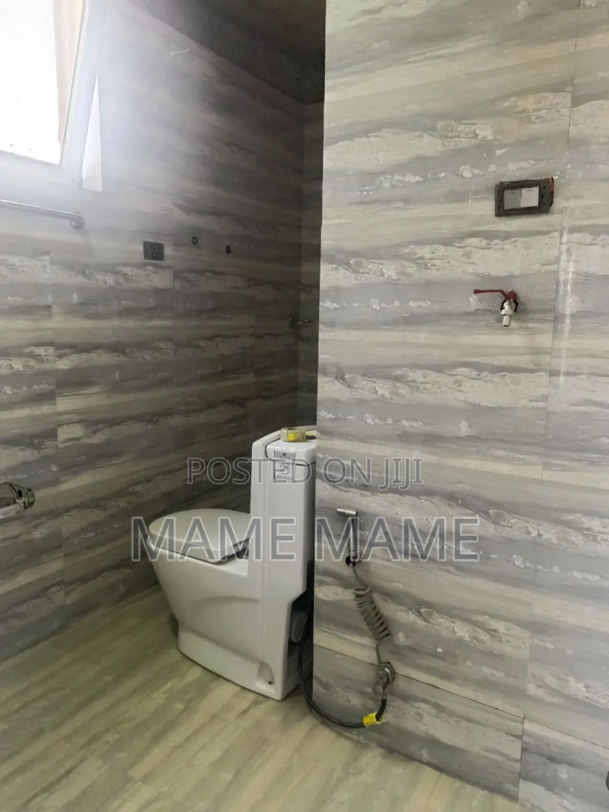 5bdrm Villa in Addis Abeba, Bole for sale