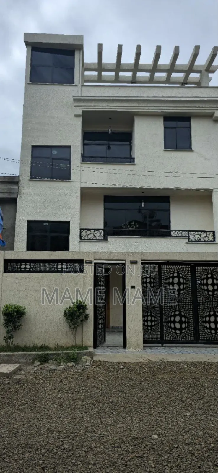 6bdrm House in Addis Abeba, Bole for sale