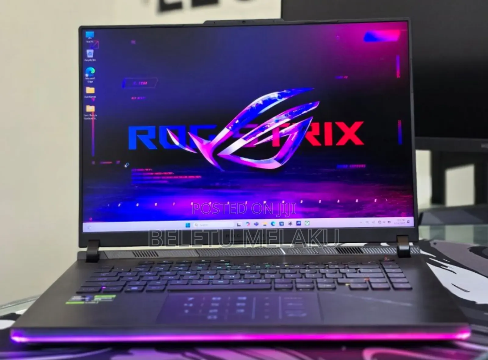 New Laptop Asus ROG Strix SCAR 15 16GB Intel Core I9 SSD 1T