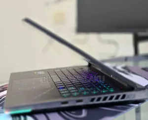 New Laptop Asus ROG Strix SCAR 15 16GB Intel Core I9 SSD 1T