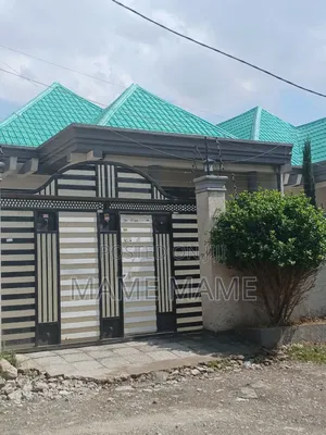 5bdrm Villa in Addis Abeba, Bole for sale