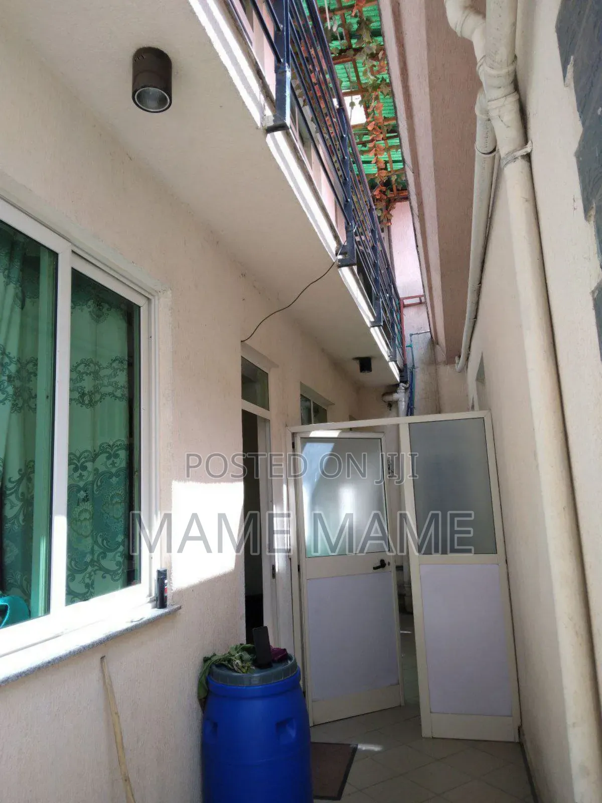 5bdrm Villa in Addis Abeba, Bole for sale