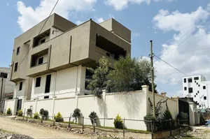 Photo - 6bdrm Villa in Addis Abeba, Bole for sale