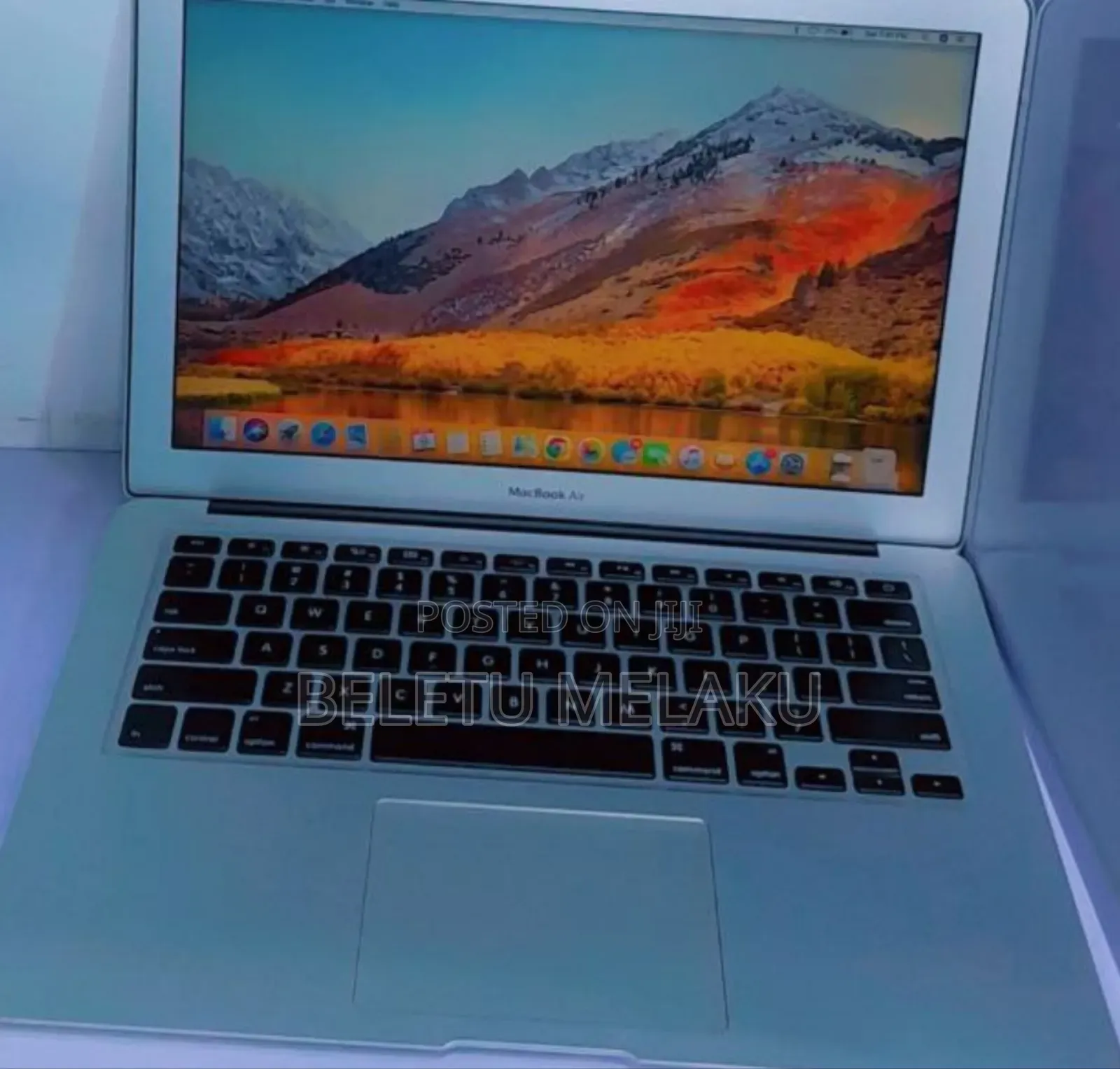 New Laptop Apple MacBook Air 2013 8GB Intel Core I5 SSD 128GB