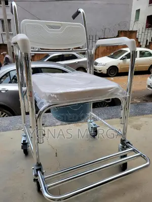 3-in-1 Commode Chair for Patients剁岯pot Chairةوcommode Chair