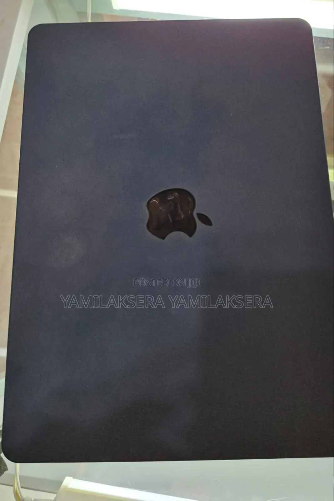 New Laptop Apple MacBook Air 2023 M2 8GB Apple M2 SSD 256GB