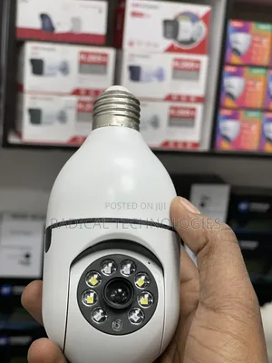 የ አሞል ካሜራ 360° የሚዞር ድምፅ የሚቀርፅ Bulb Security Camera Mi Imou