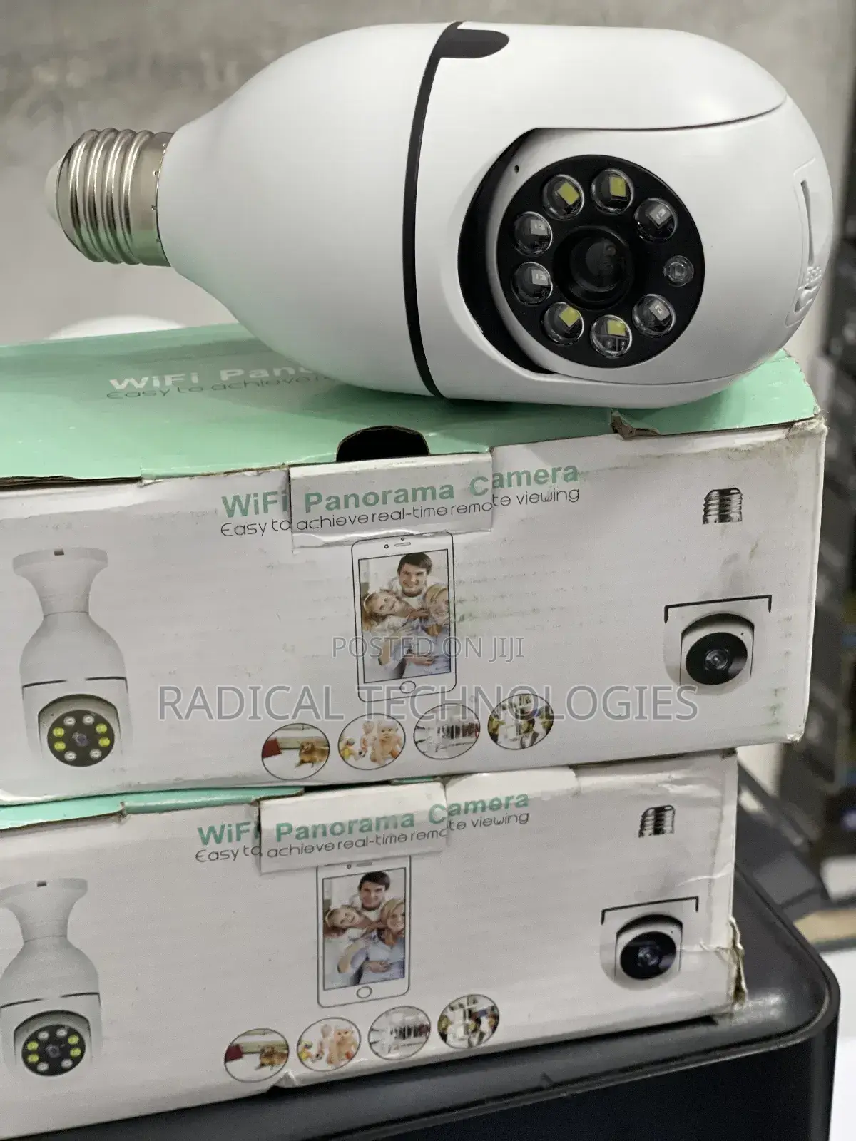 የ አሞል ካሜራ 360° የሚዞር ድምፅ የሚቀርፅ Bulb Security Camera Mi Imou