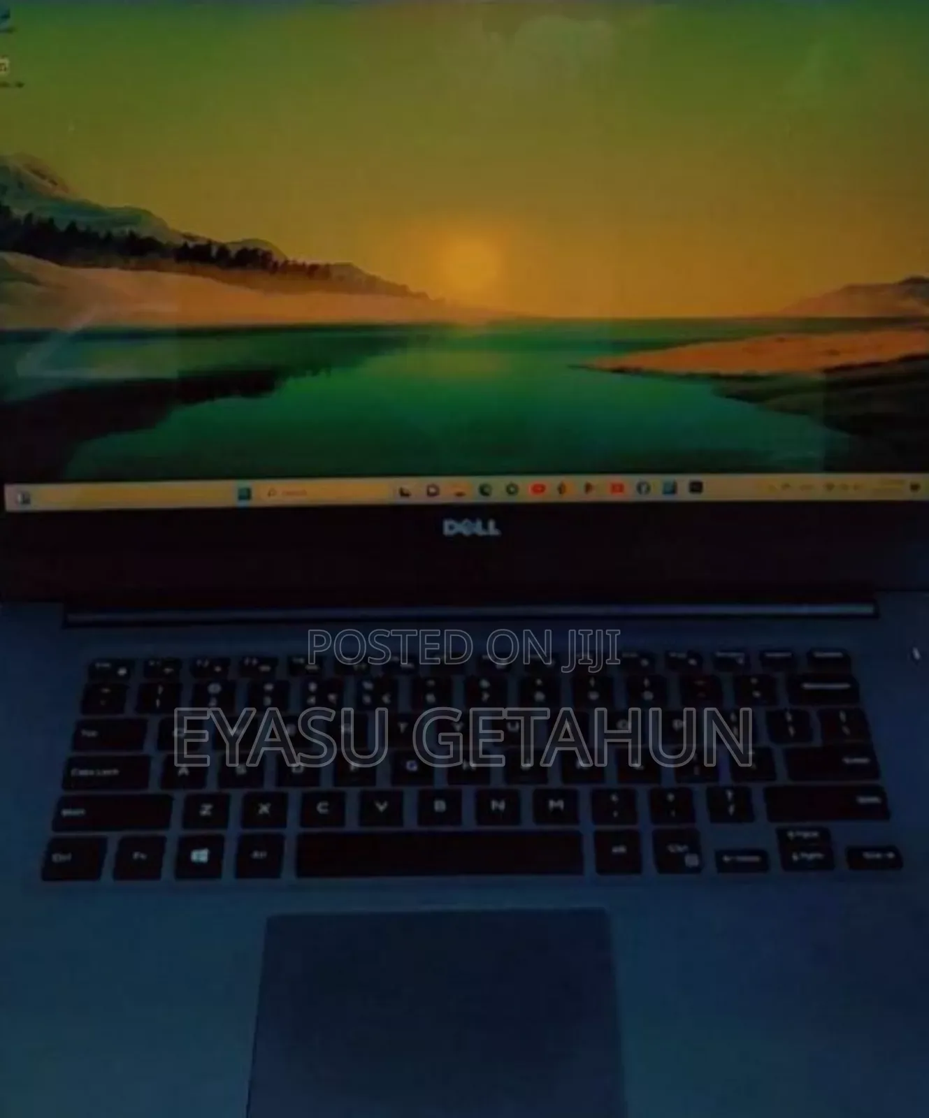 New Laptop Dell Inspiron 15 8GB Intel Core I5 HDD+SSD 1T