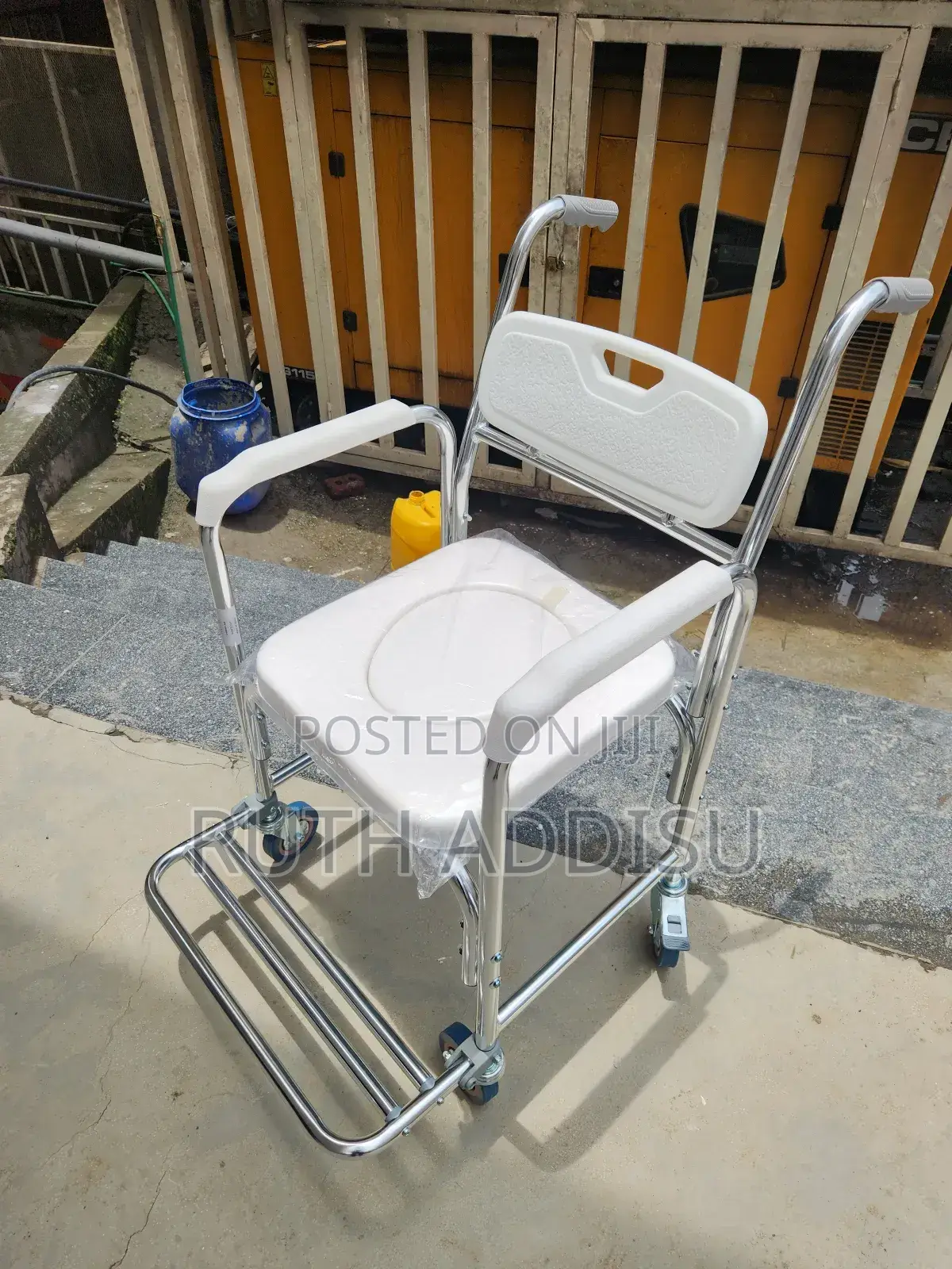 Wheelchair Commode使館commode Wheelchair肇禍wheelchair Commode